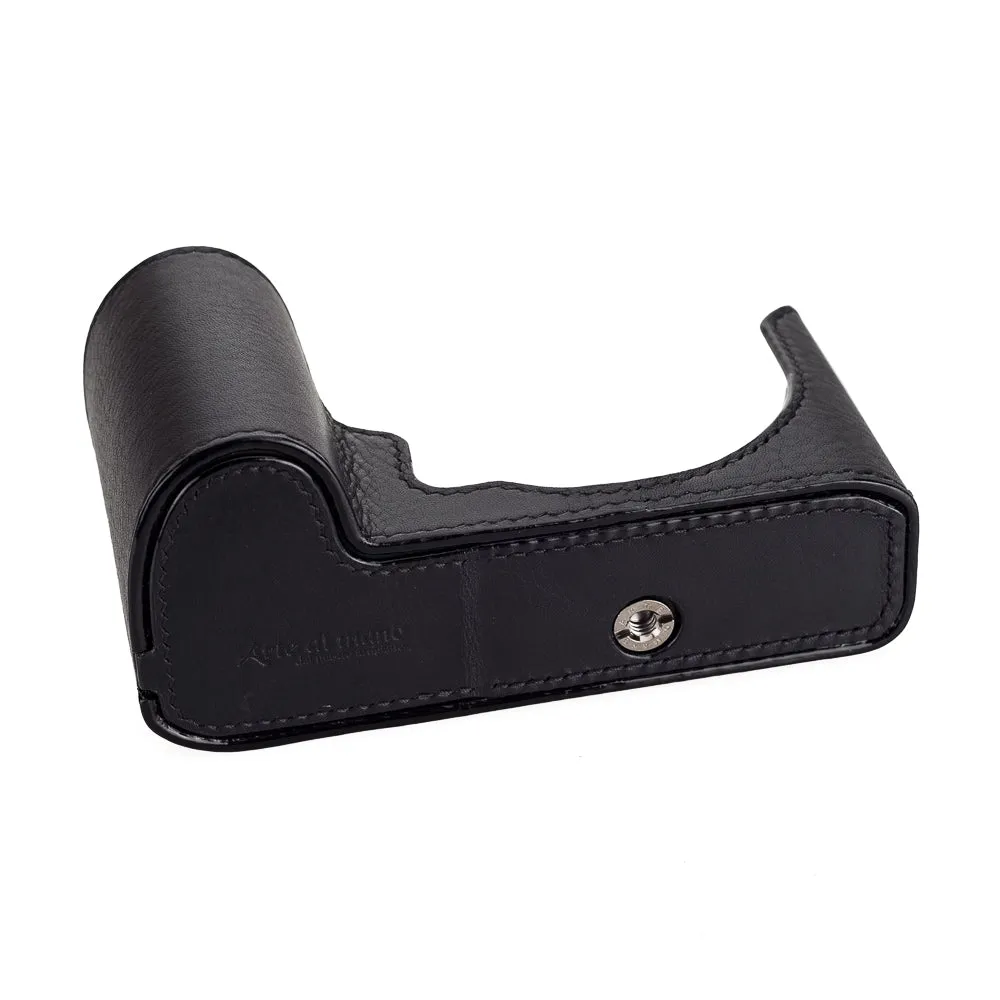 Arte di Mano Half Case for Leica SL2 with Battery Access Door, Covered Style - Black with Black Stitching