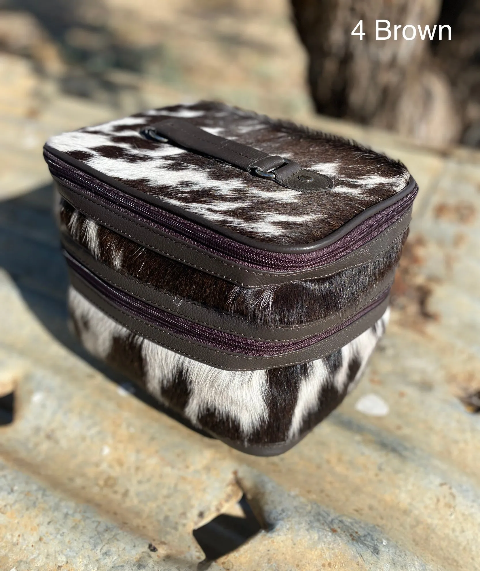 Cowhide Beauty Case #04 Brown