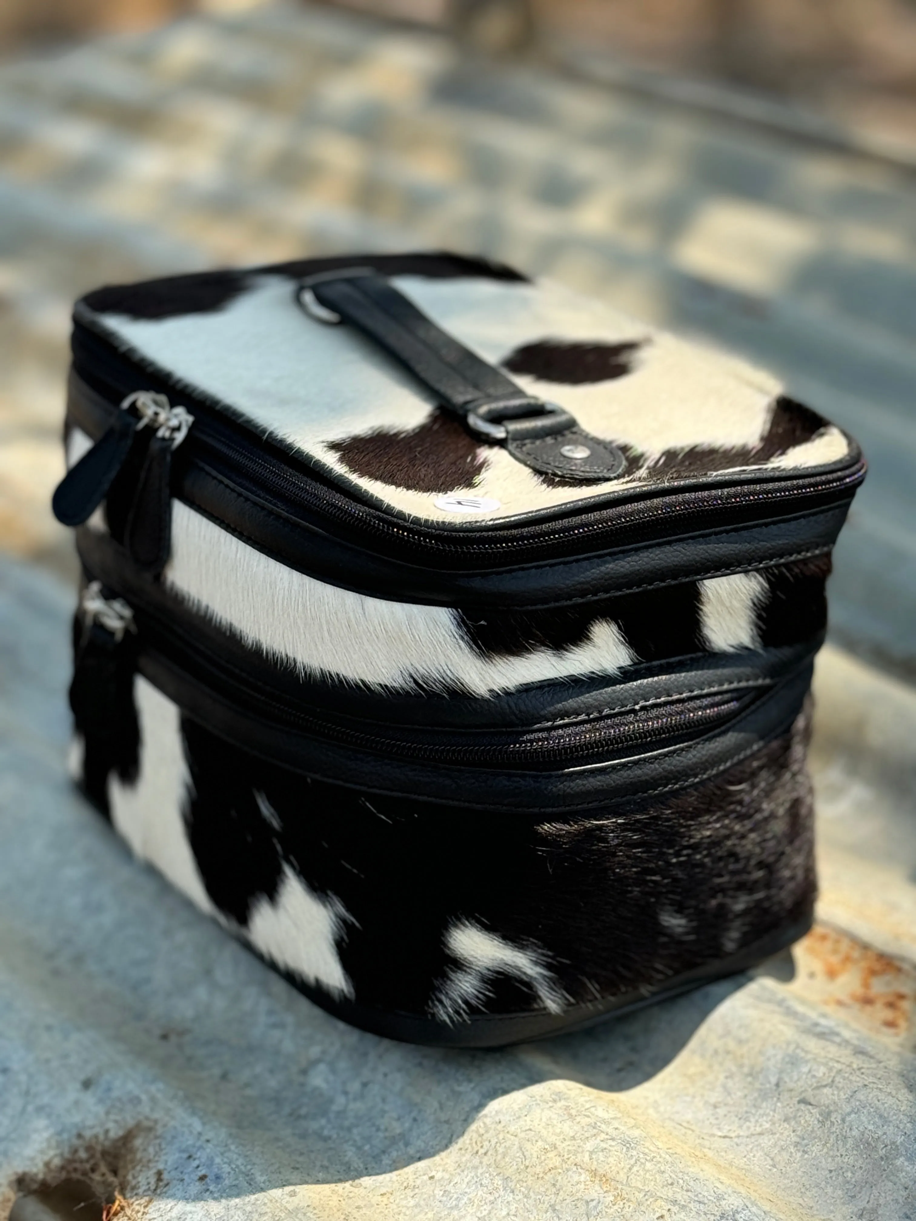 Cowhide Beauty Case #14 Black