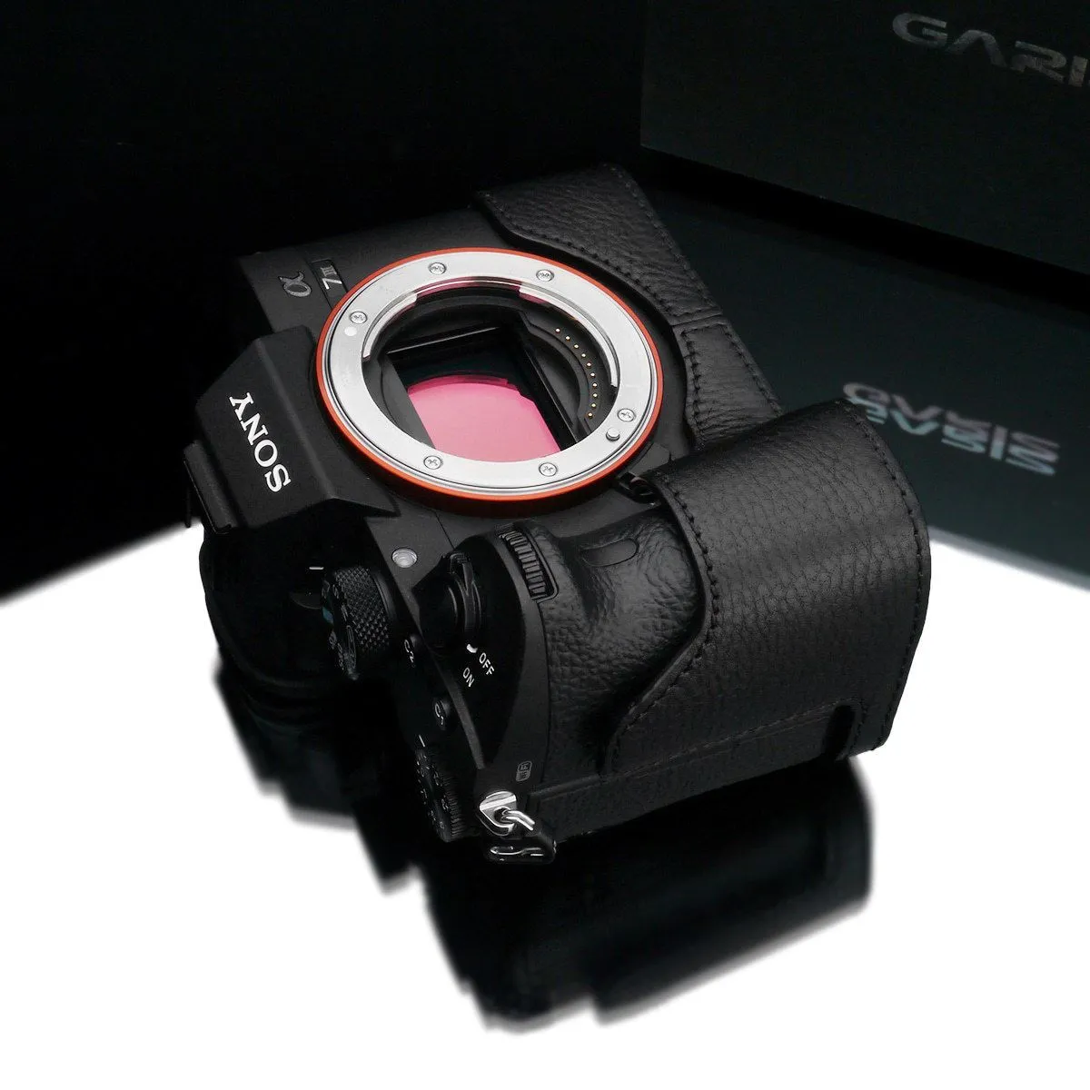 Gariz Black XS-CHA7M3BKO Genuine Leather Half Case for Sony A7RIII/Sony A7III