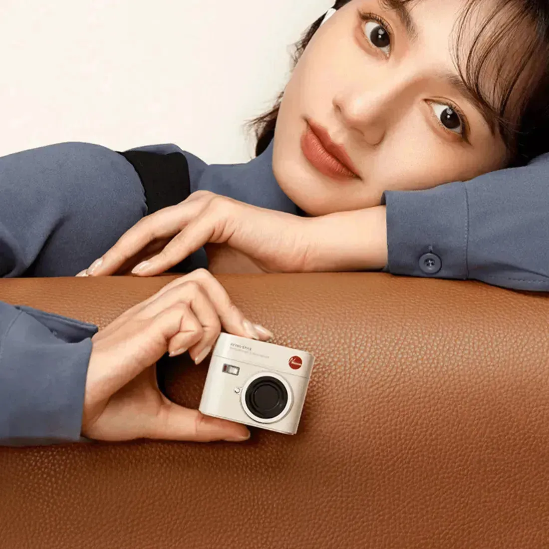 LiberFeel CCD Camera Shaped Wireless Earbuds
