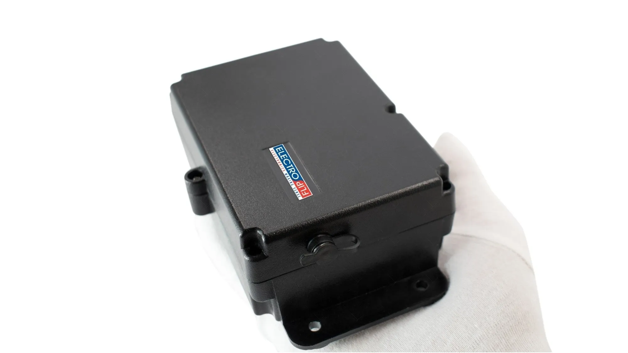 Real Time 4G GPS Hard Wired Car Charger   GPS card SIM