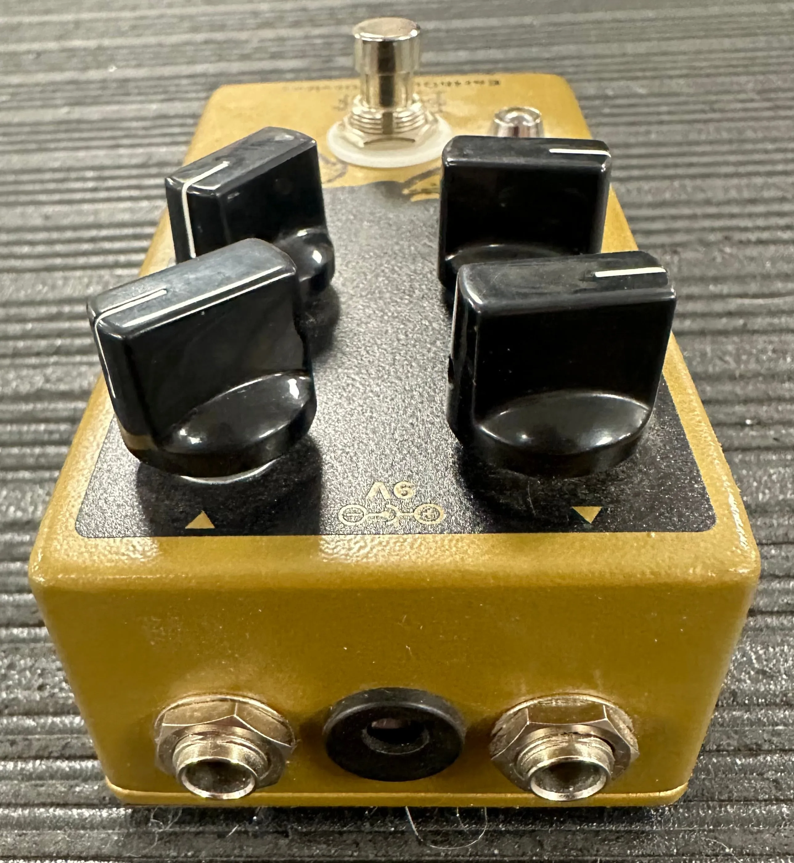 Used EarthQuaker Devices Hoof Fuzz TSS4513